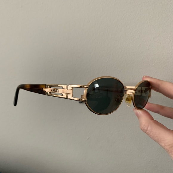Fendi Accessories - Fendi Sunglasses
